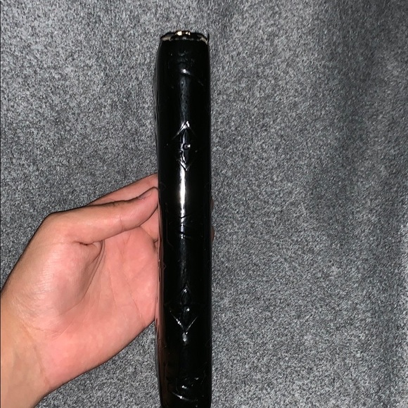 Louis Vuitton Female Wallet - Picture 3 of 8